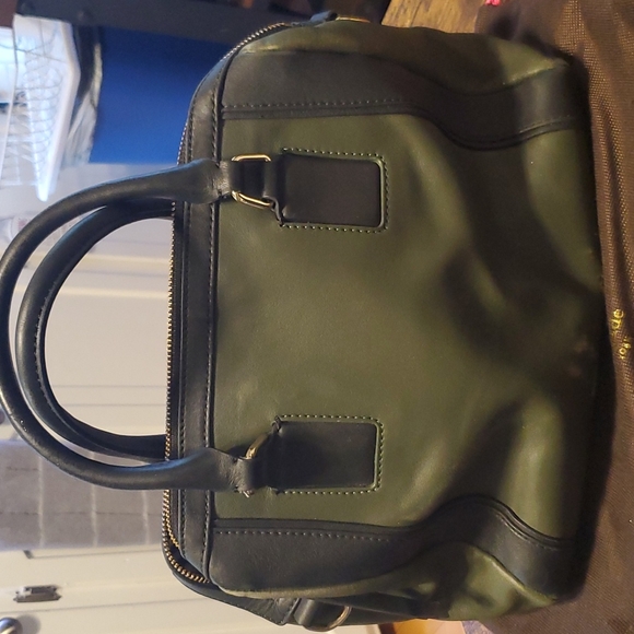 Kate Spade Purse - Picture 2 of 4